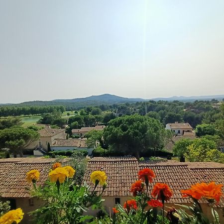 Charmant T2 Climatise Avec Belle Vue , Golf De Pont-Royal Мальмор Номер фото